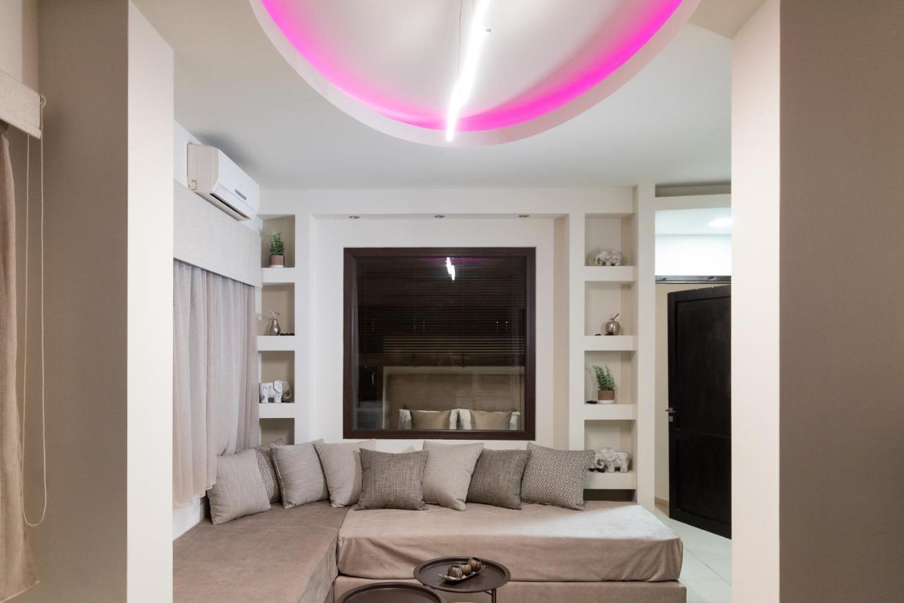 Pasiphae Lux Apartment Downtown Heraklion  Bagian luar foto