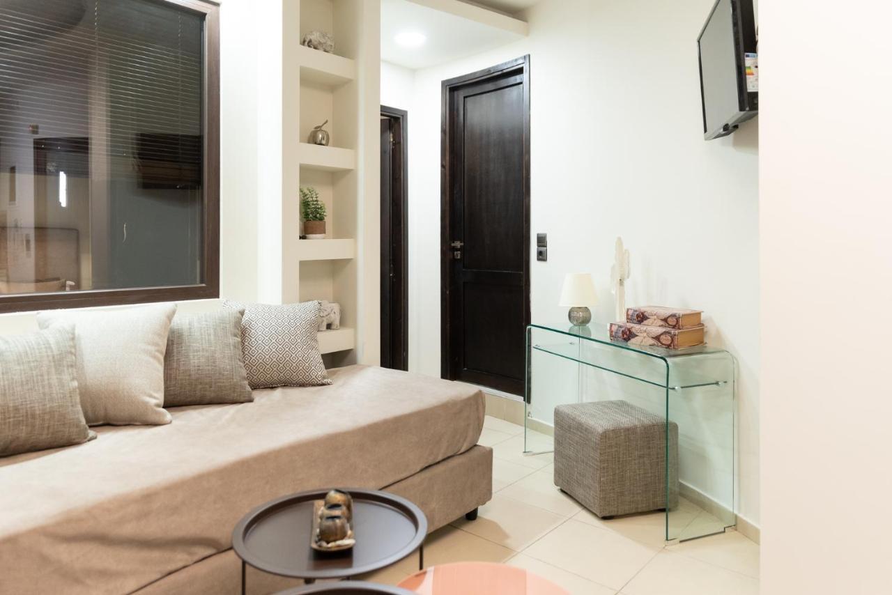 Pasiphae Lux Apartment Downtown Heraklion  Bagian luar foto